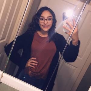 Meet your Posher, Nicole